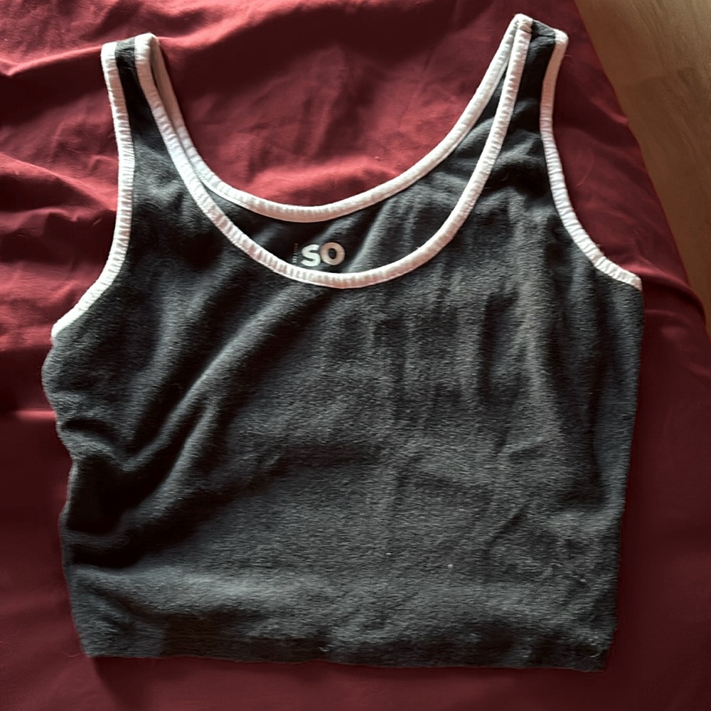 Tank top/Crop top